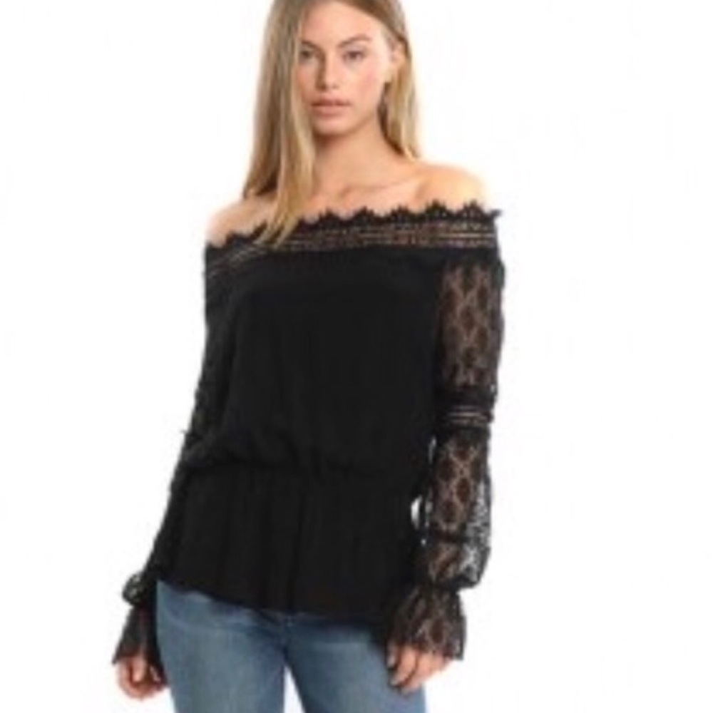 Kittenish Drop Shoulder Top Black XS